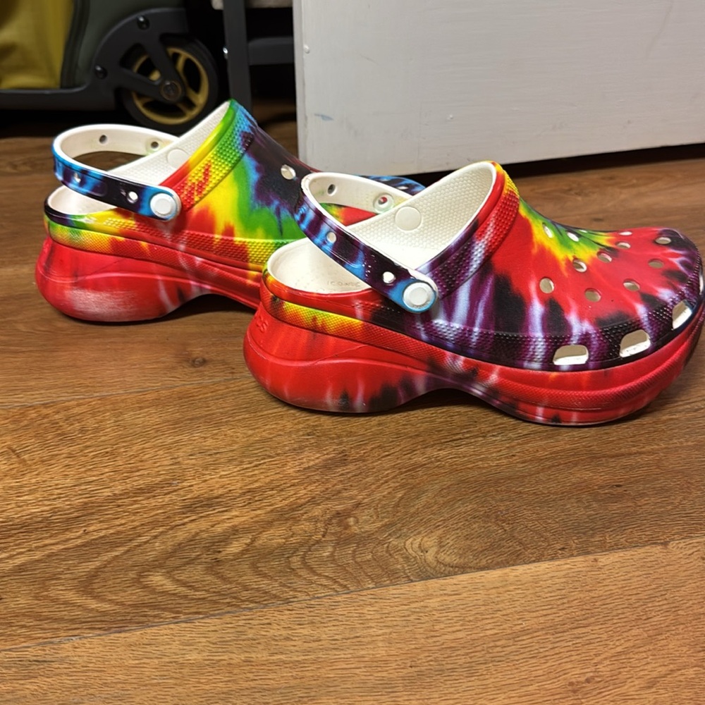 Platform Crocs - image 5